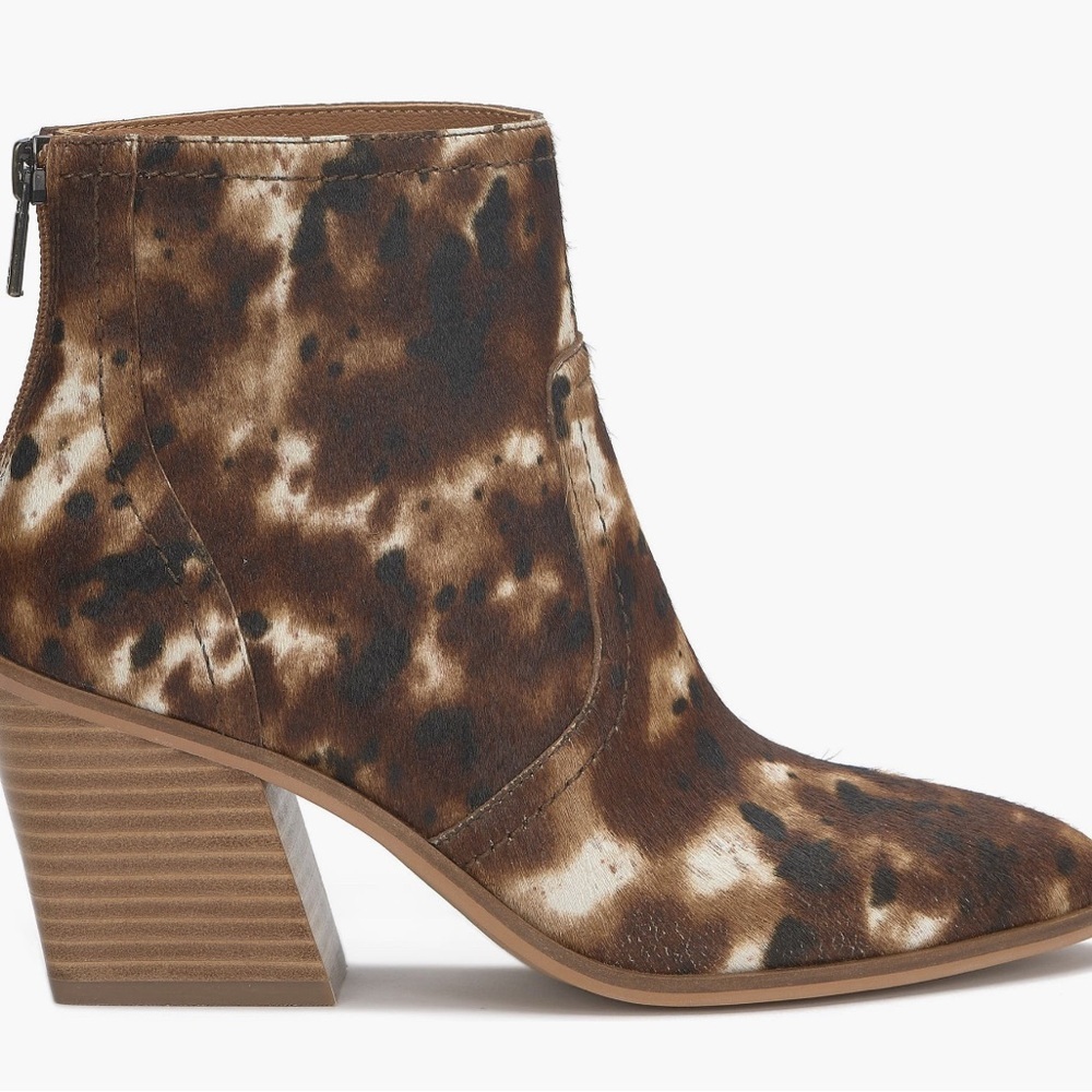 NWT Lucky Brand Spotted Brown Ankle Booties.
